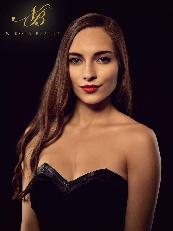 Nikola Doleželová