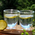 Je citrónová voda naozaj užitočná: odborníci na výživu odhalili celú